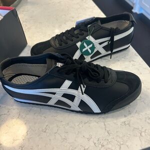 Onitsuka Tiger by Asics Men's Black Sneakers